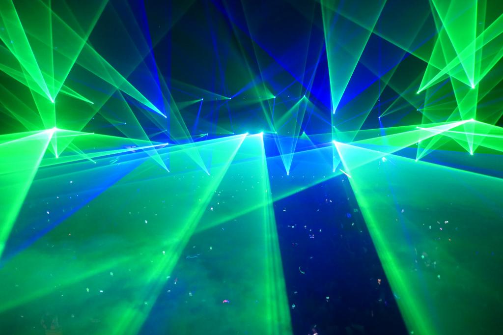 1147 - 20250321 Bill Graham Lasercity Cyberpunk Gareth Emery Panasonic DC-ZS200D