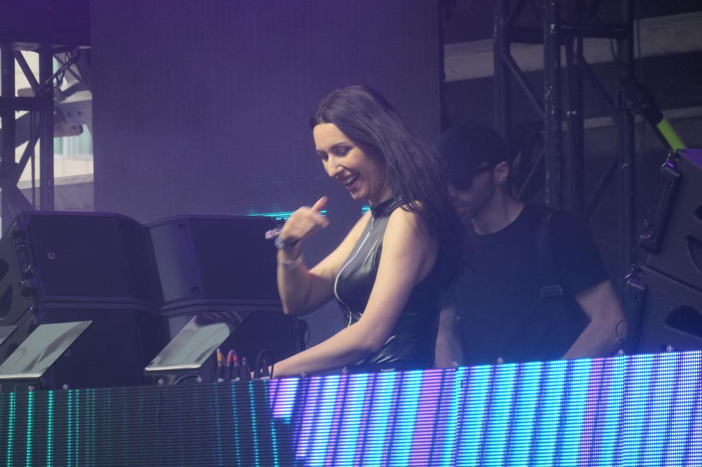 1113 - 20250328 Ultra Music Festival Miami Panasonic DC-ZS200D