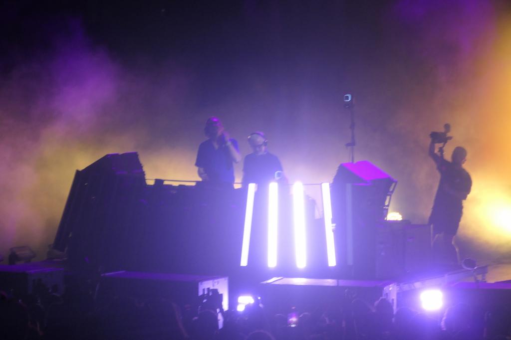 1265 - 20250328 Ultra Music Festival Miami Panasonic DC-ZS200D