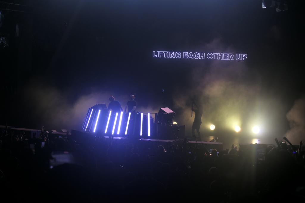 1267 - 20250328 Ultra Music Festival Miami Panasonic DC-ZS200D