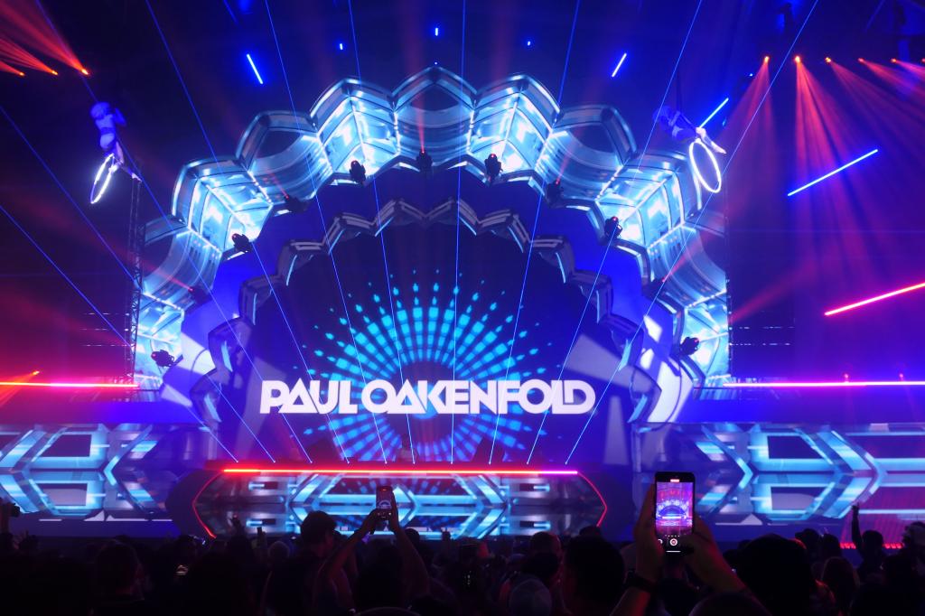 1129 - 20250518 EDC Vegas Day1 Panasonic DC-ZS200D