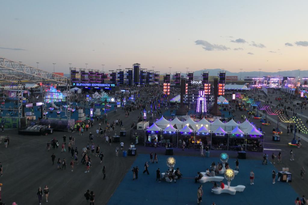 4241 - 20250518 EDC Grounds Panasonic DC-ZS200D