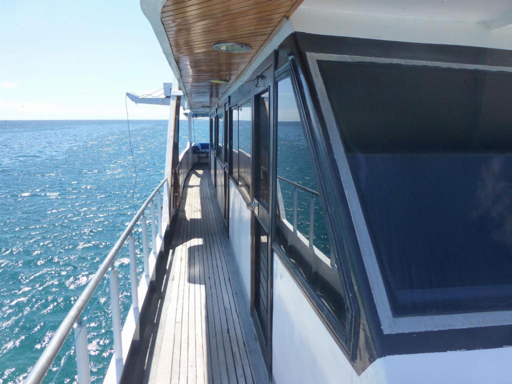 104 - Galapagos Aggressor II Boat