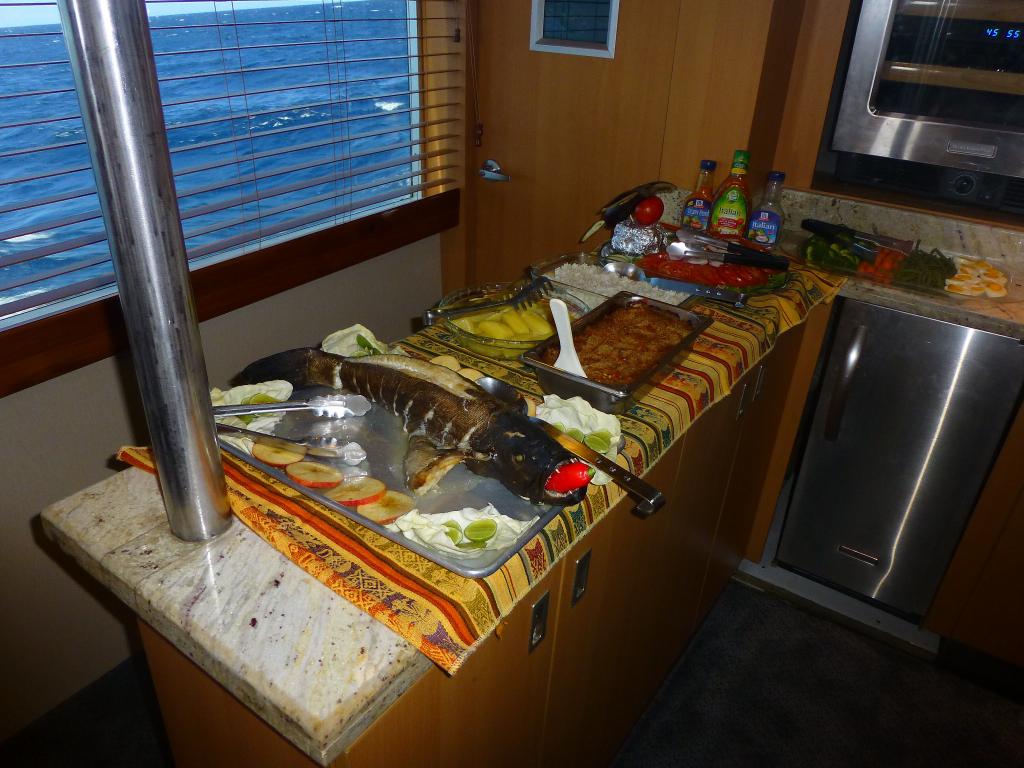 151 - Galapagos Aggressor II Food