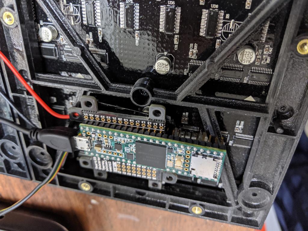 135 - SmartMatrix Shield v4 64 128 p2