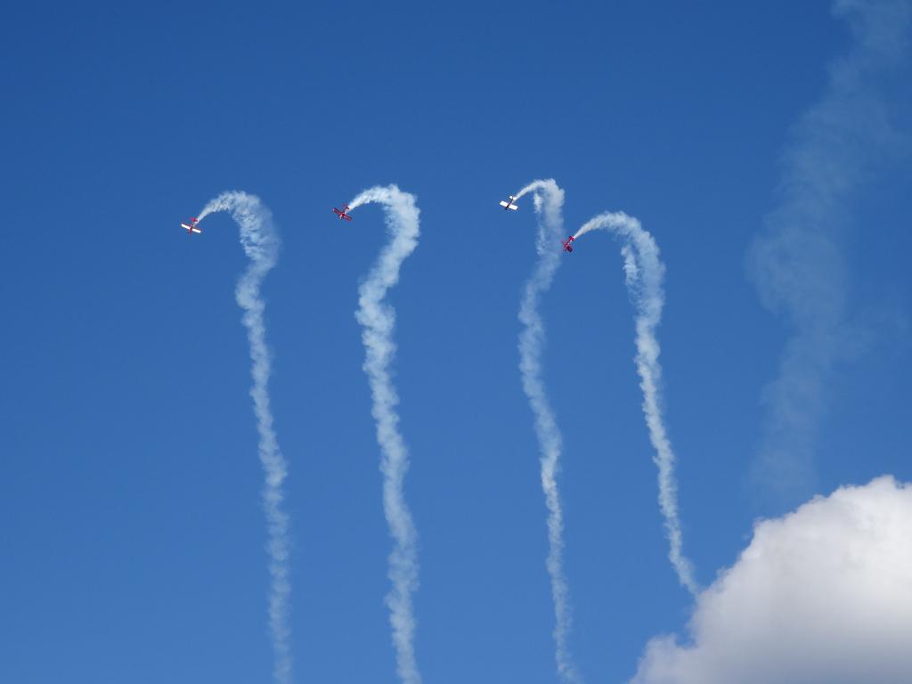 3110 - Thu Airshow