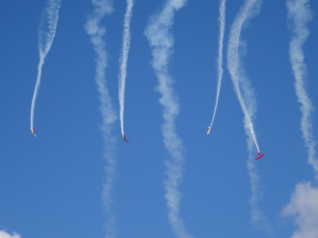 3111 - Thu Airshow