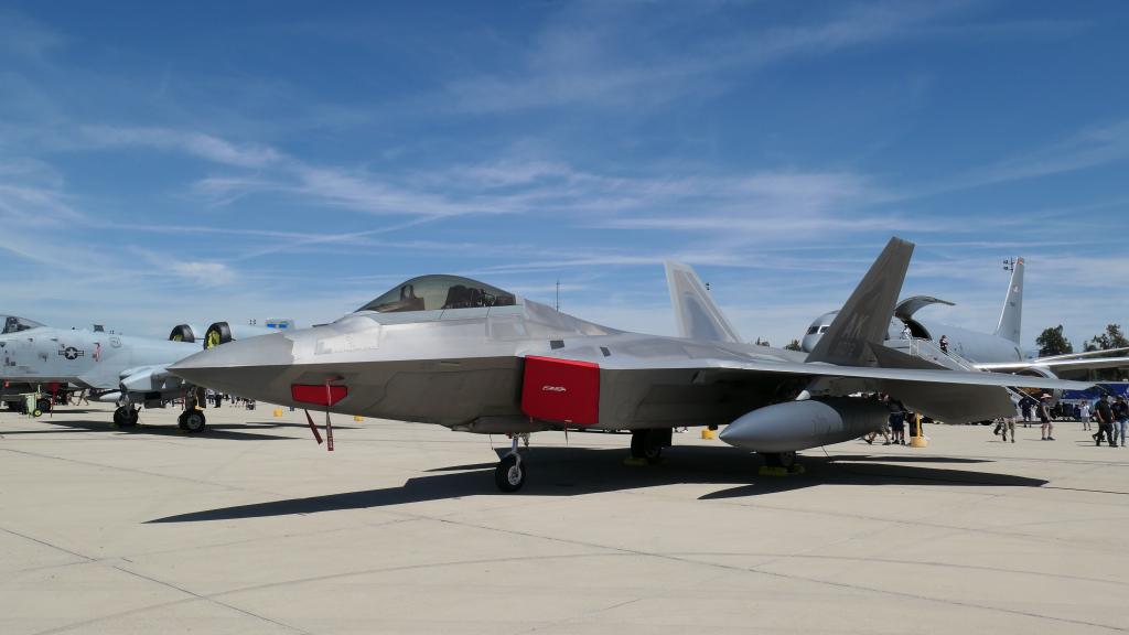 135 - 20230422 Socal USAF Airshow Displays