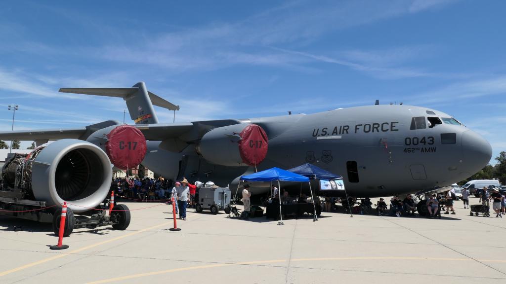 146 - 20230422 Socal USAF Airshow Displays