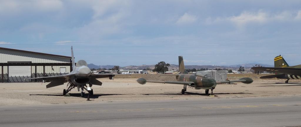 531 - 20130902 Estrella Warbird Museum