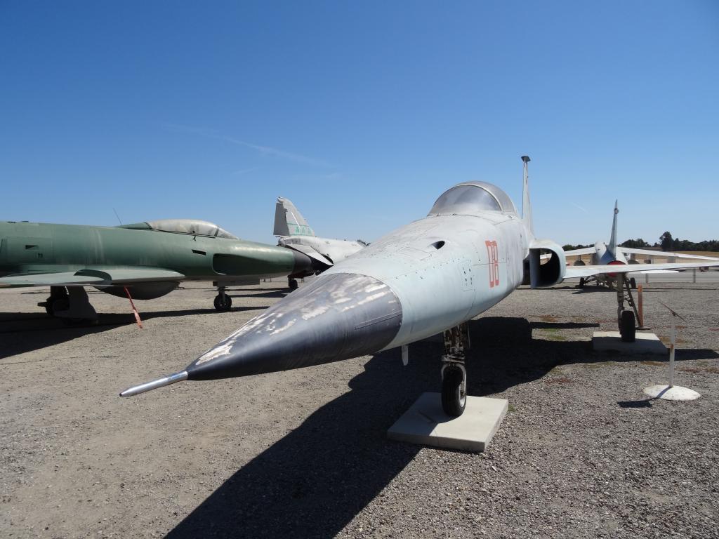 542 - 20130902 Estrella Warbird Museum