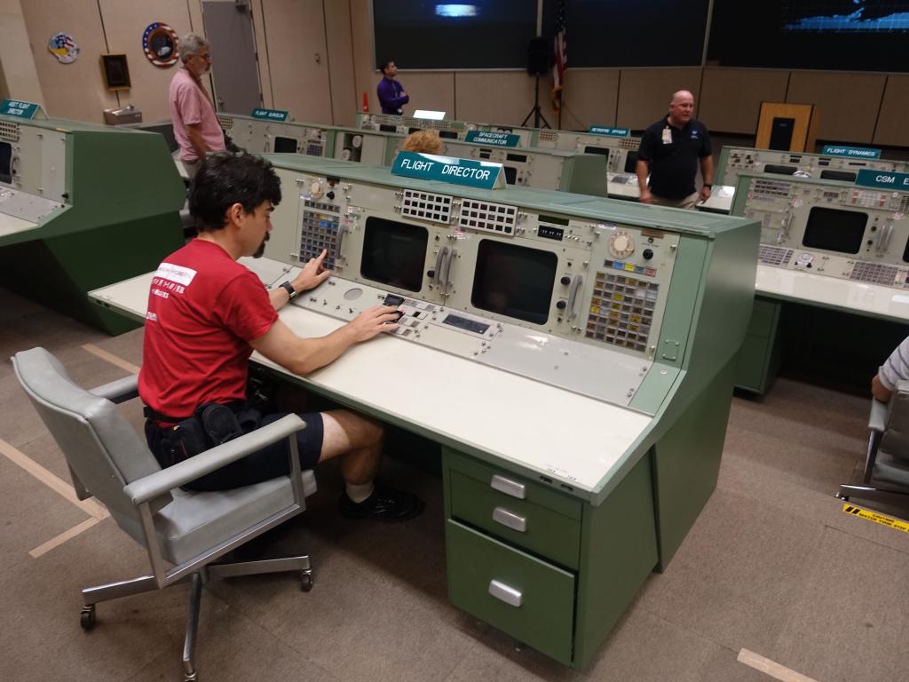 271 - 20150731 Houston Space Center