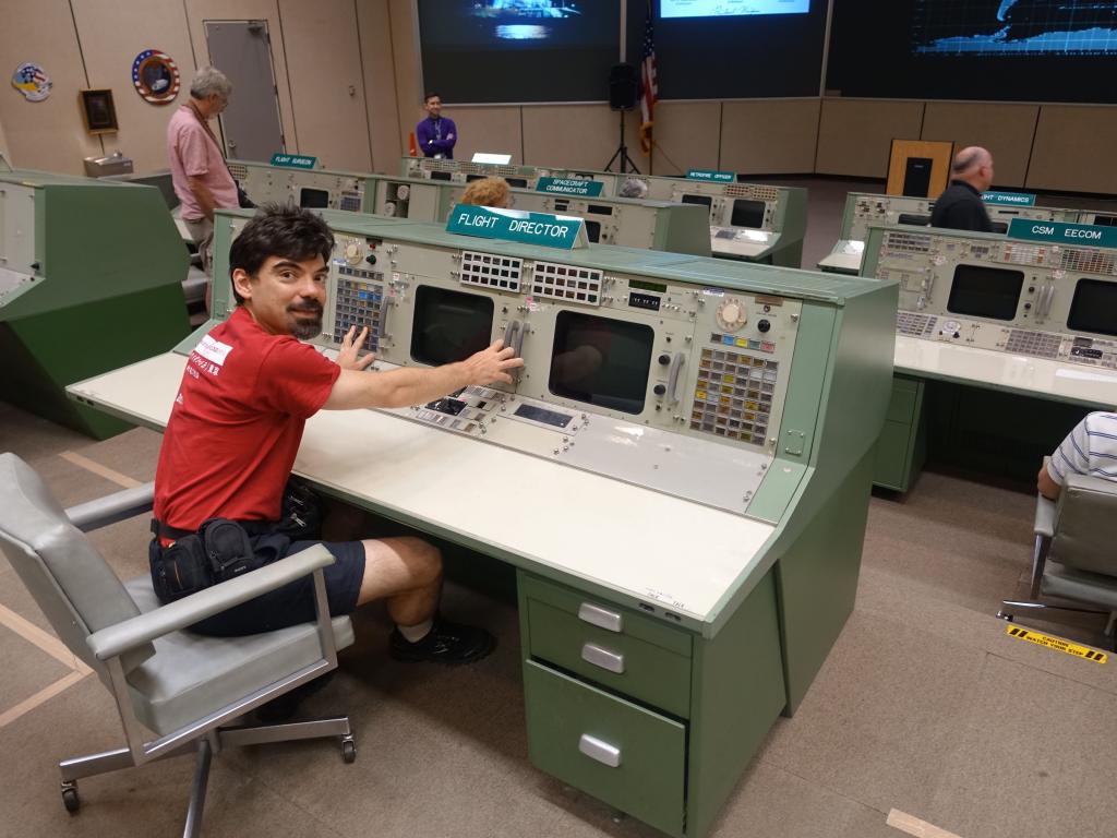 272 - 20150731 Houston Space Center