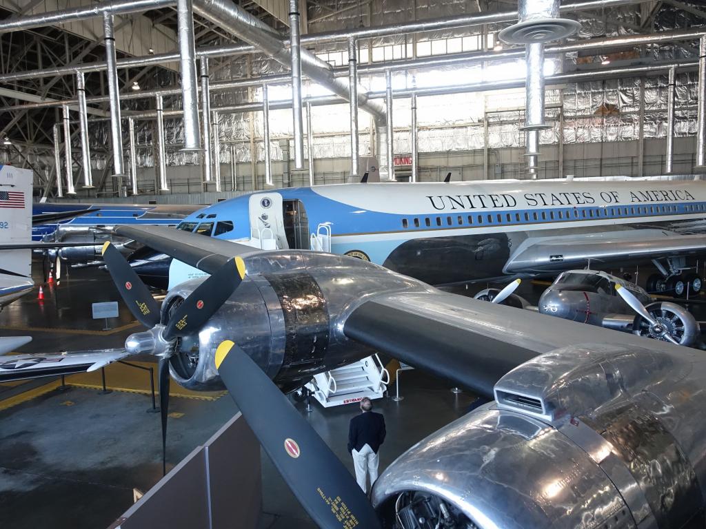 6007 - Presidential Planes