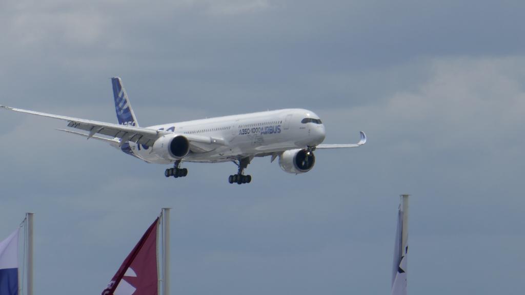 526 - 20190620 Bourget