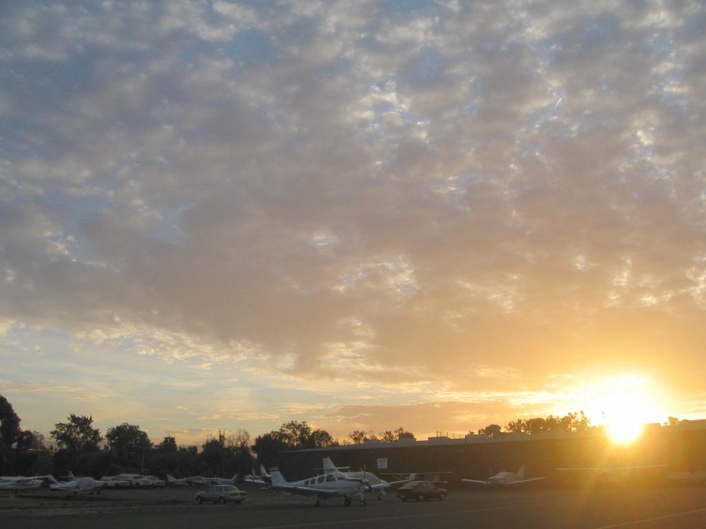 200610 - IFR-Training-111 Ground Sunset Clouds