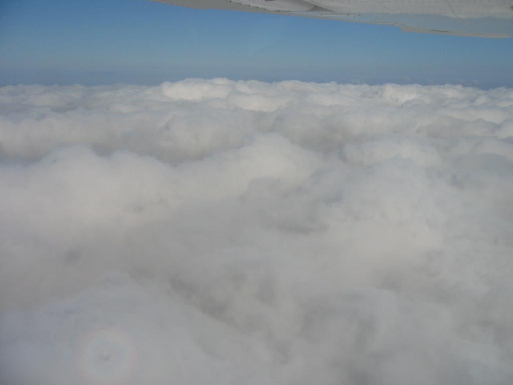 121 - 20051008 Pacific Clouds