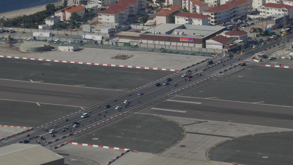 128 - 20181001 Gibraltar Runway