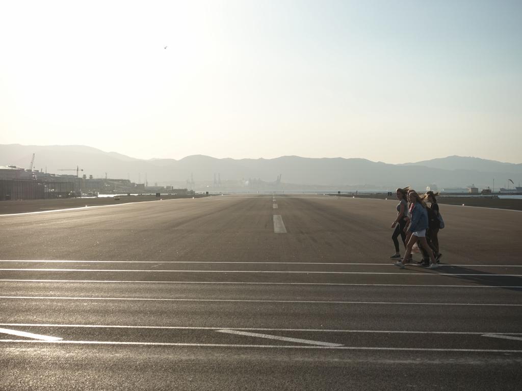 140 - 20181001 Gibraltar Runway