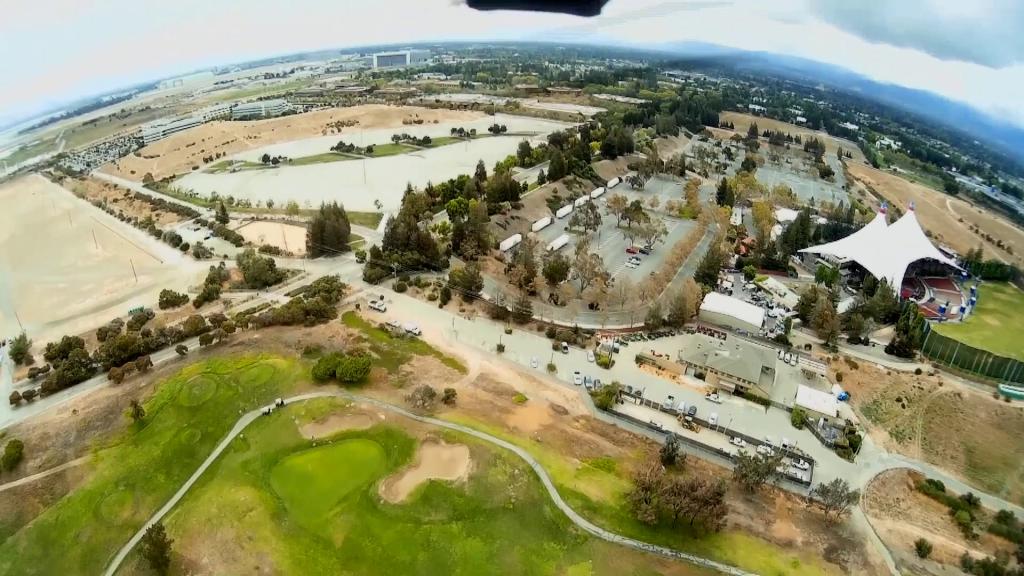 1130 - 20150829 Crit Parking FPV Flight1