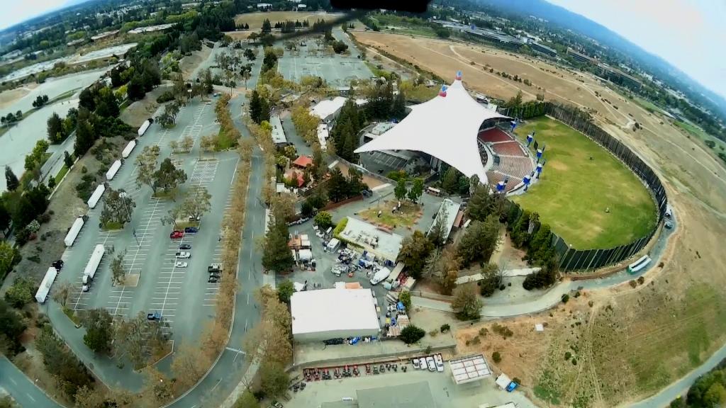 1131 - 20150829 Crit Parking FPV Flight1