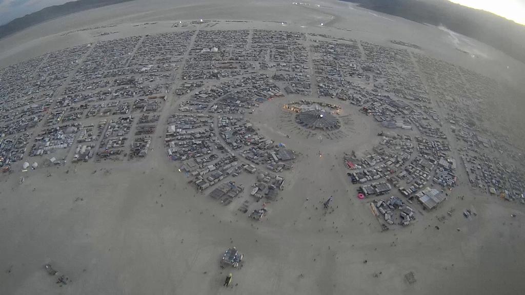 516 - 20160829 Burning Man Flight3 rear