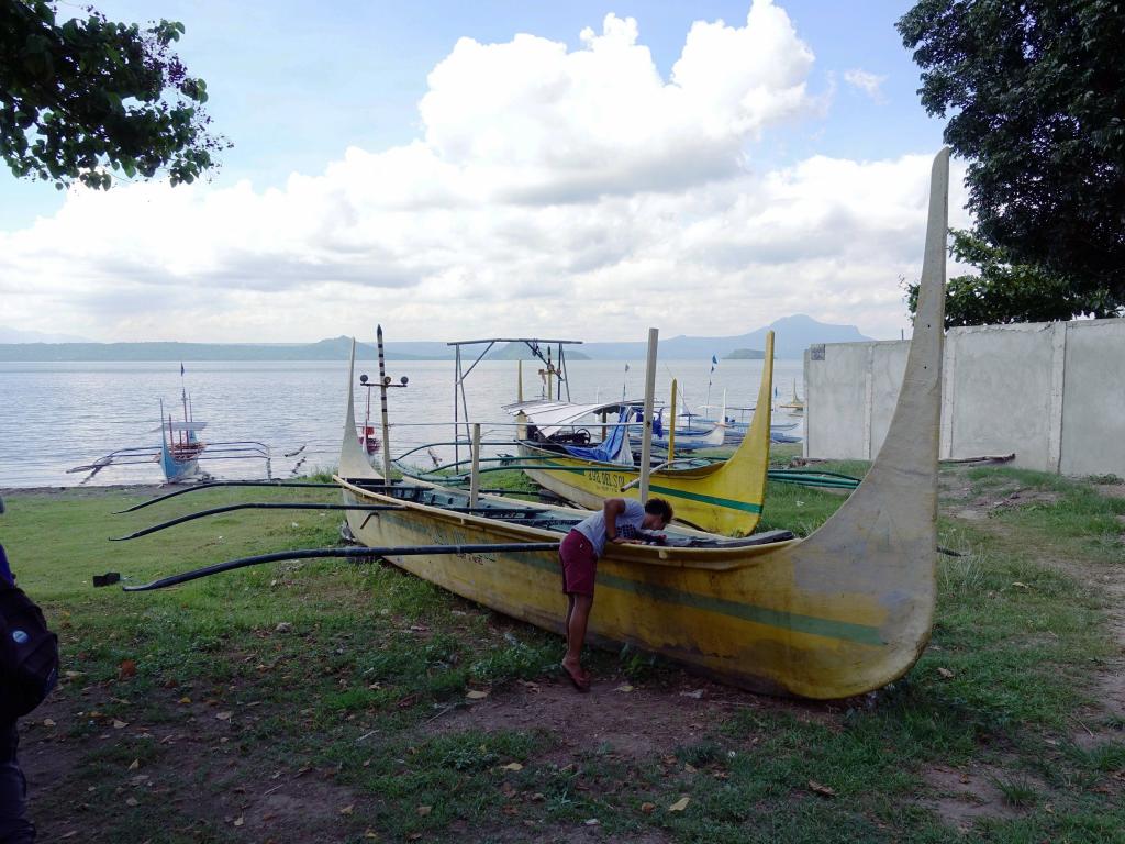 105 - 20180528 Taal Volcano