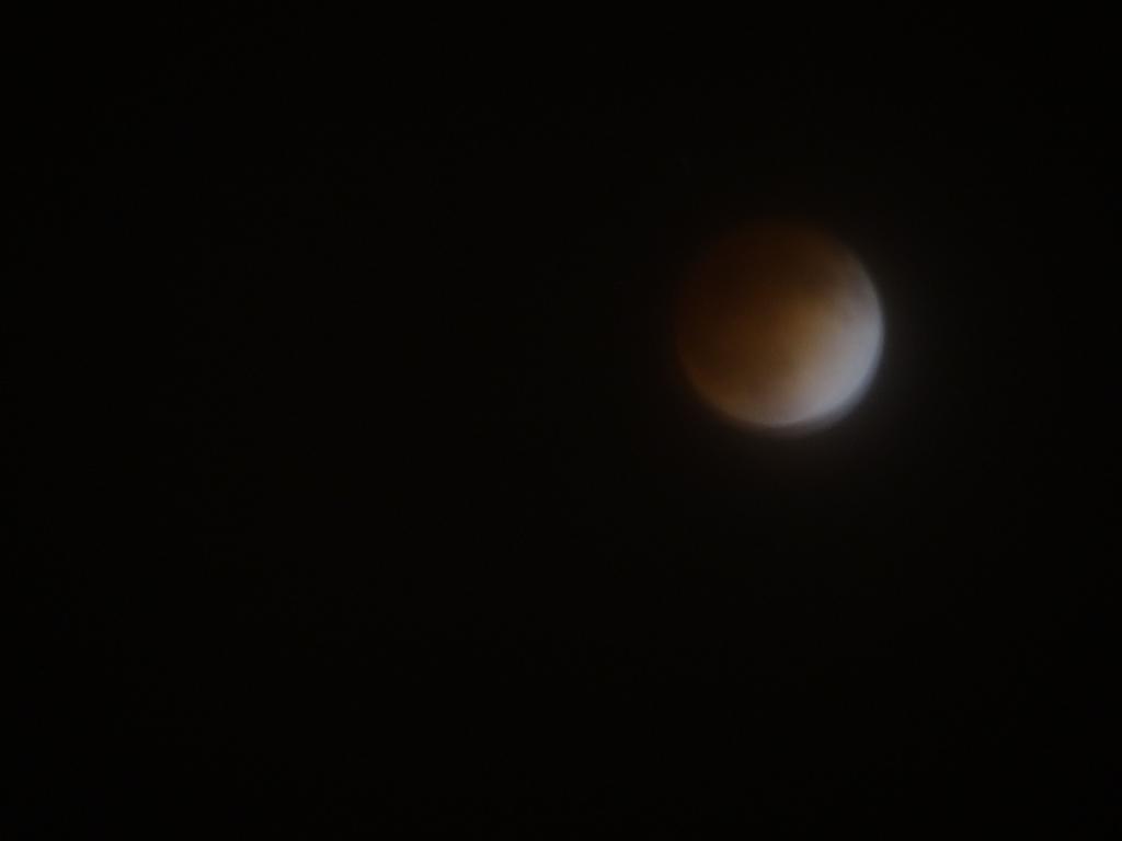 114 - 20140414 Moon Eclipse