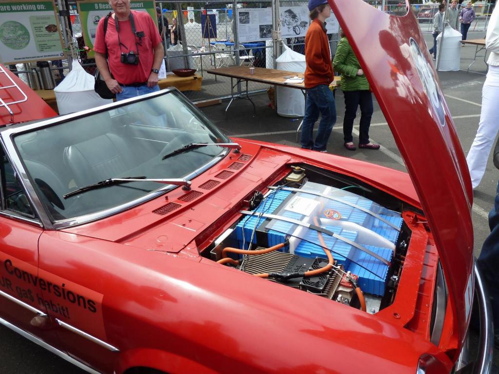 140 - 20110522 Maker Faire