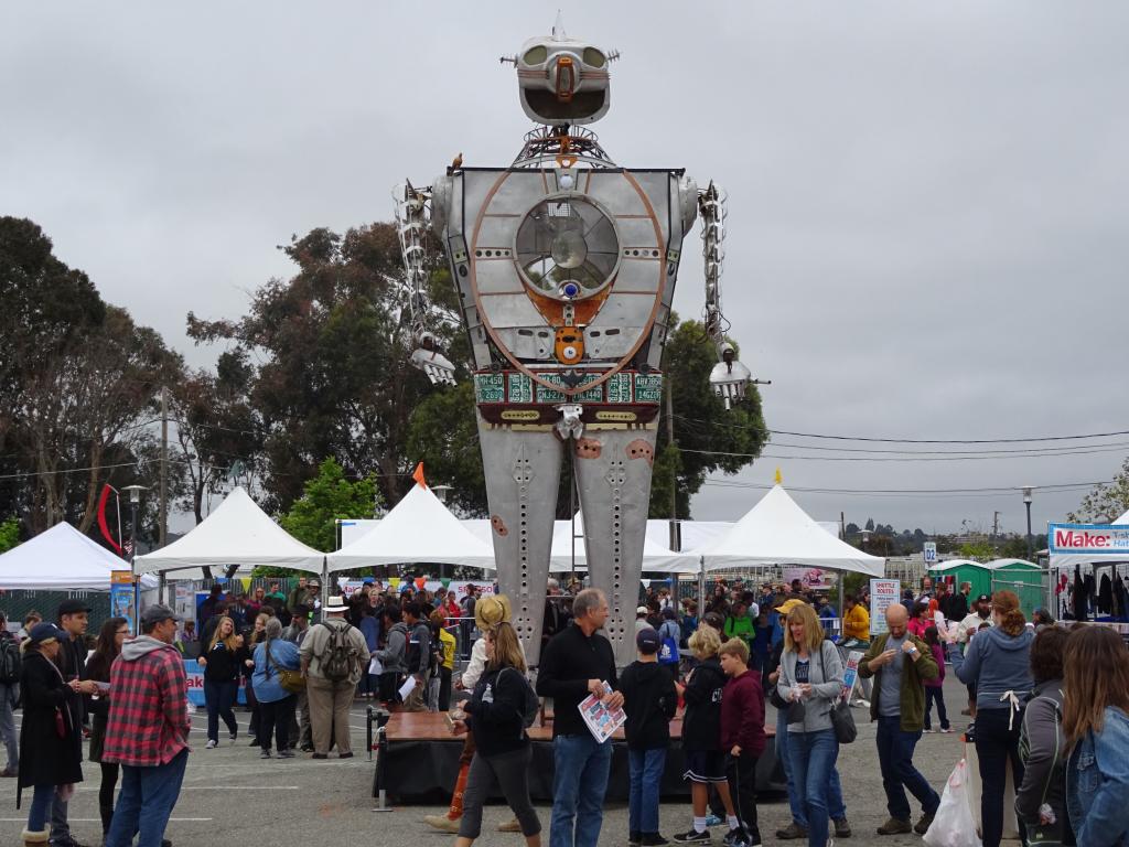 100 - 20150516 Maker Faire