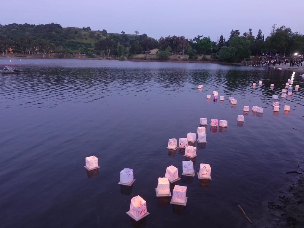 112 - 20190429 Water Lantern Festival