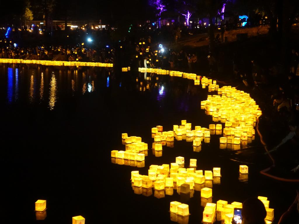 129 - 20190429 Water Lantern Festival