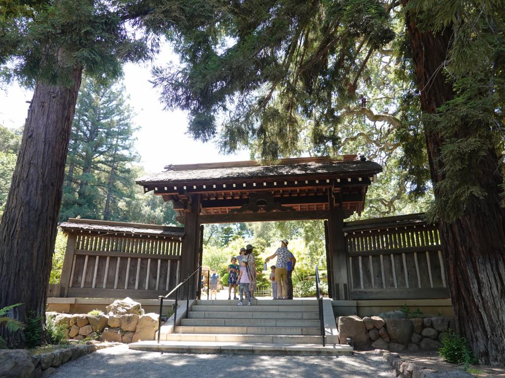 104 - 20220530 Hakone Gardens