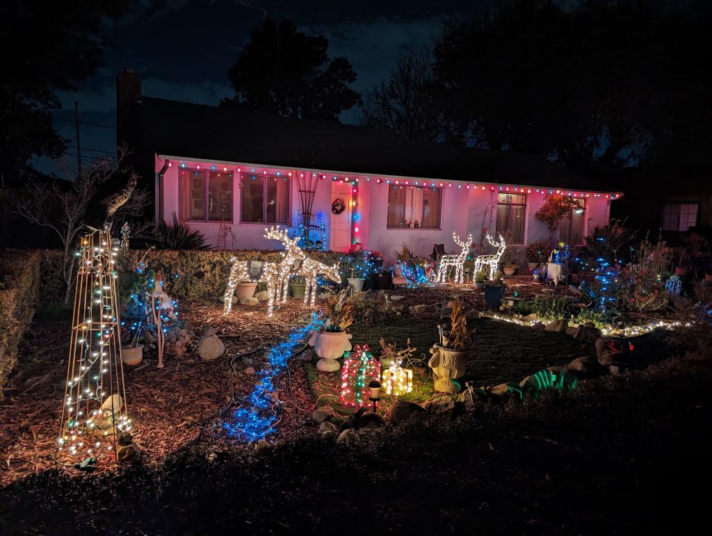 108 - 20231217 Xmas Neighborhood Lights Google
