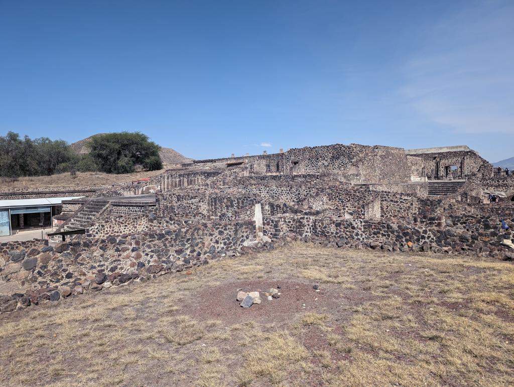 5229 - 20240227 Pyramids of Teotihuacan Google