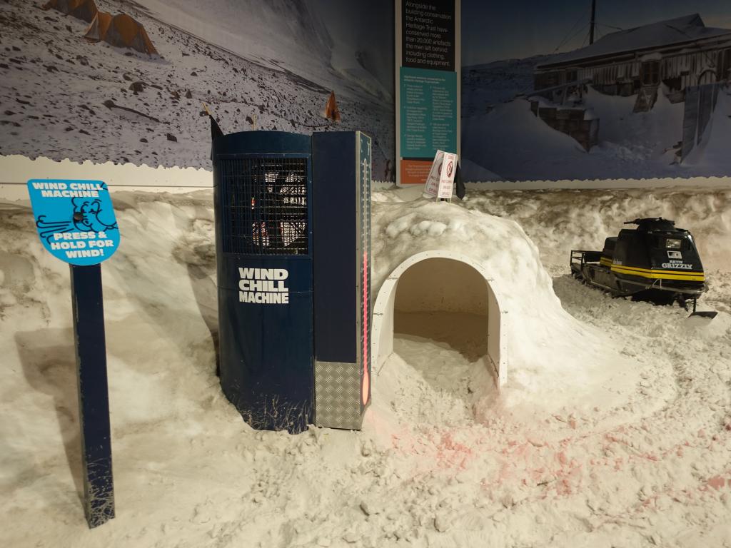 112 - 20190128 Antarctic Center