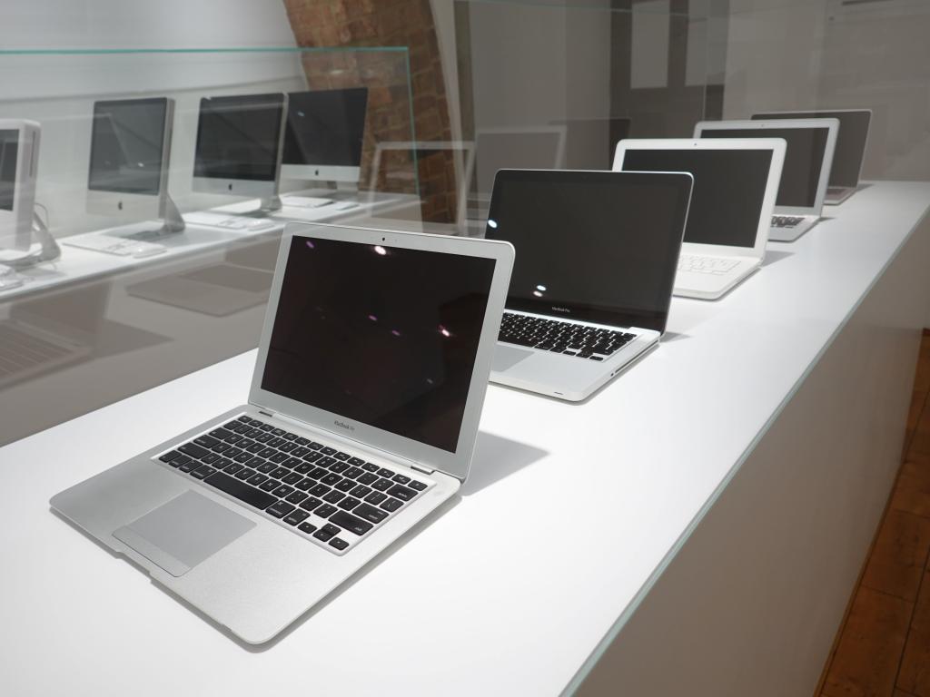 3219 - 20191013 Prague Apple Museum