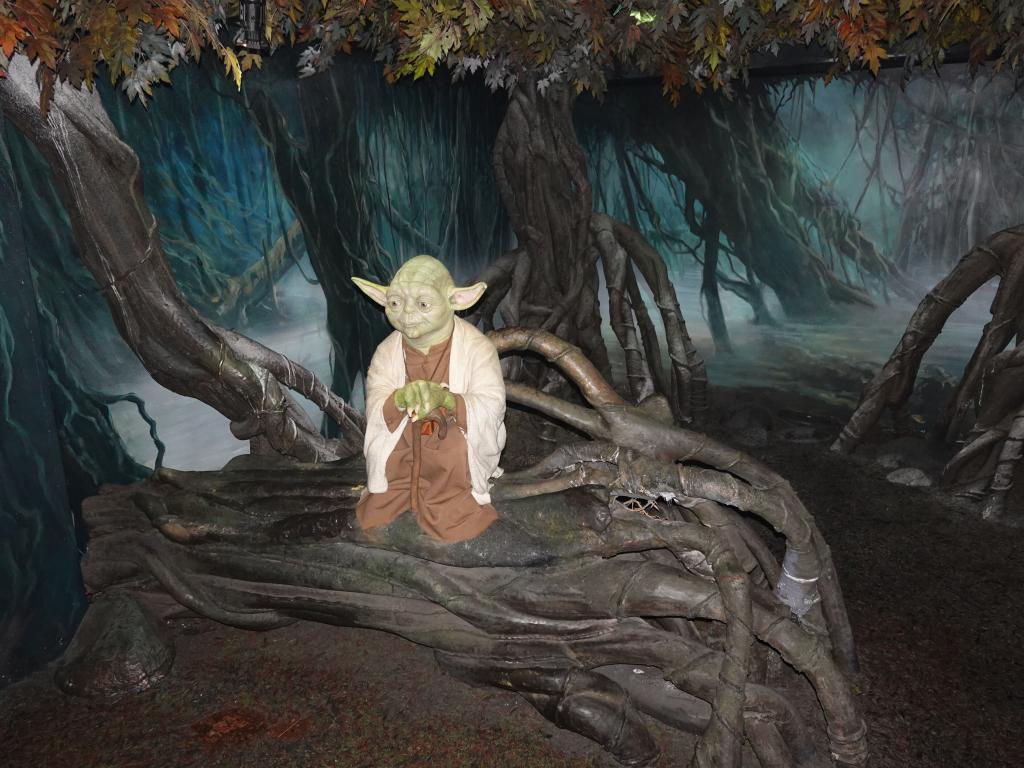 268 - 20210826 Mme Tussauds London