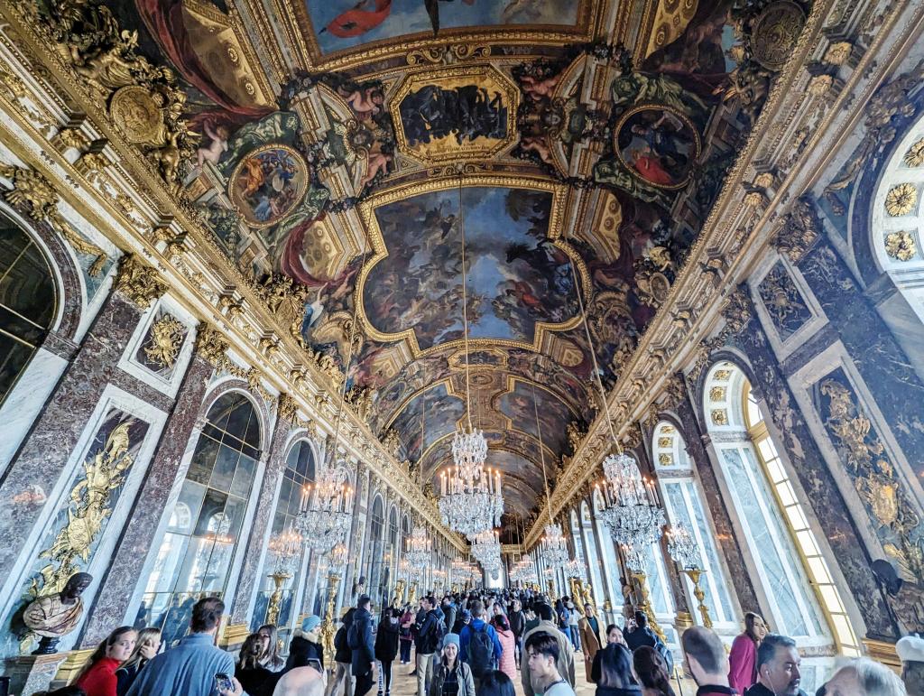 134 - 20221231 Versailles Google