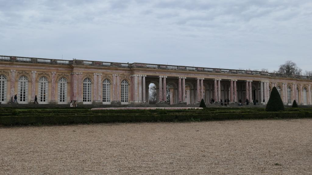 228 - 20221231 Versailles Panasonic