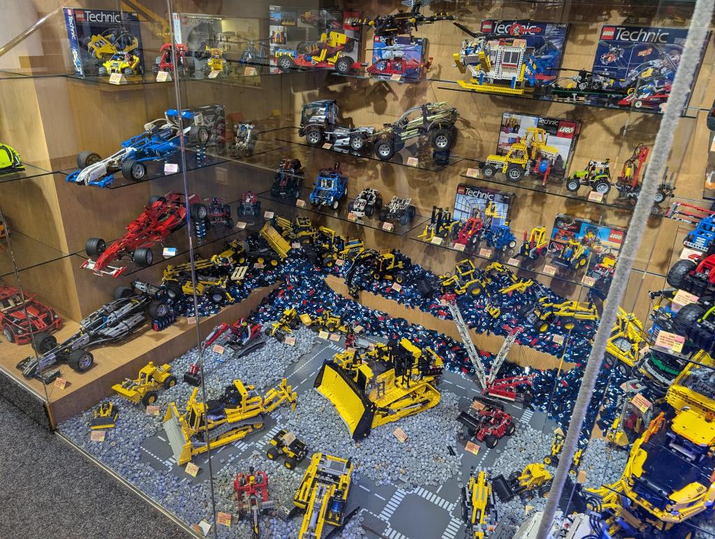 4296 - 20240617 Lego Museum