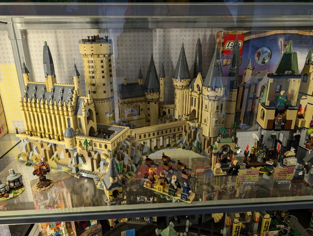 4305 - 20240617 Lego Museum