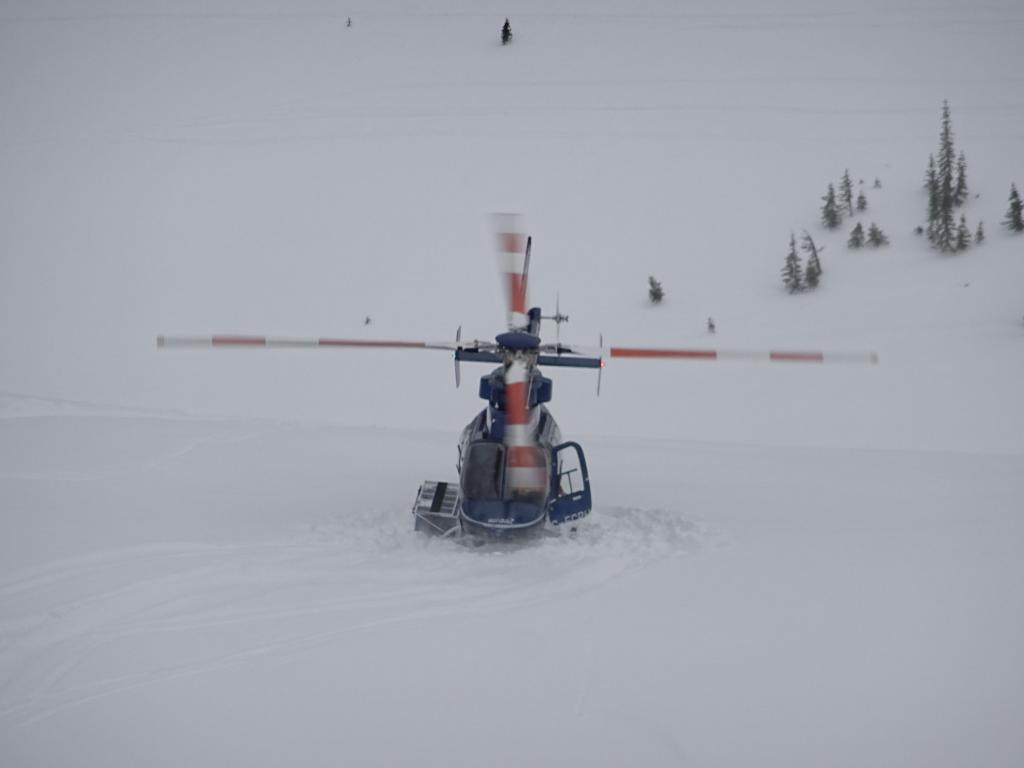 237 - 20160120 Whistler Heli Skiing