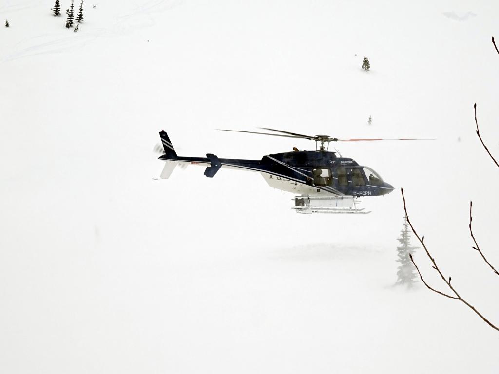 256 - 20160120 Whistler Heli Skiing