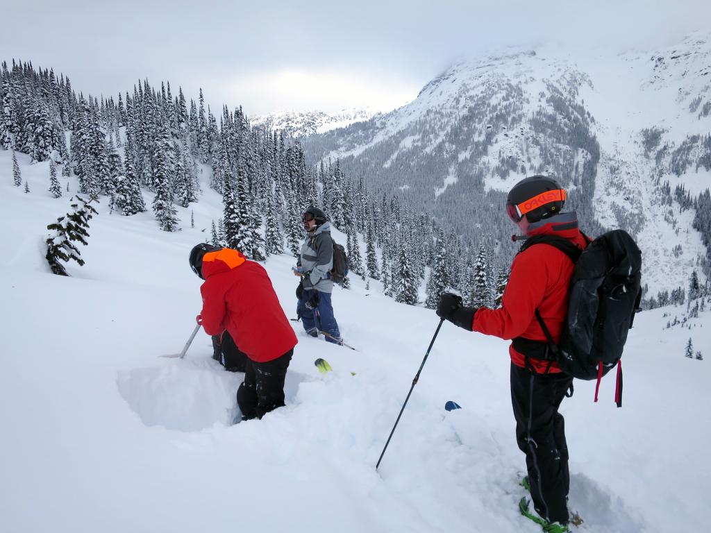 305 - 20160120 Whistler Heli Skiing Arturo