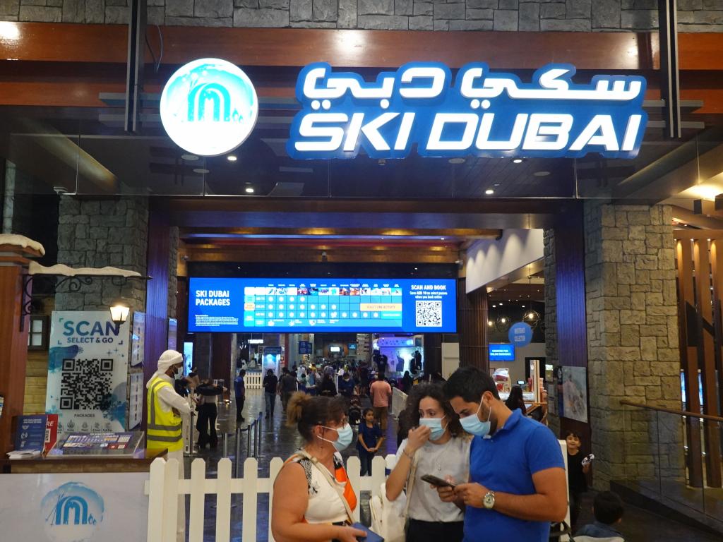 101 - 20211112 Ski Dubai