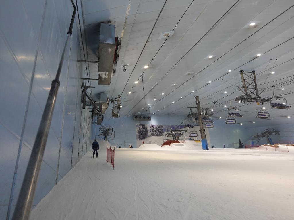 120 - 20211112 Ski Dubai