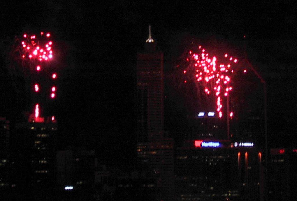 454 - SkylineFireworks