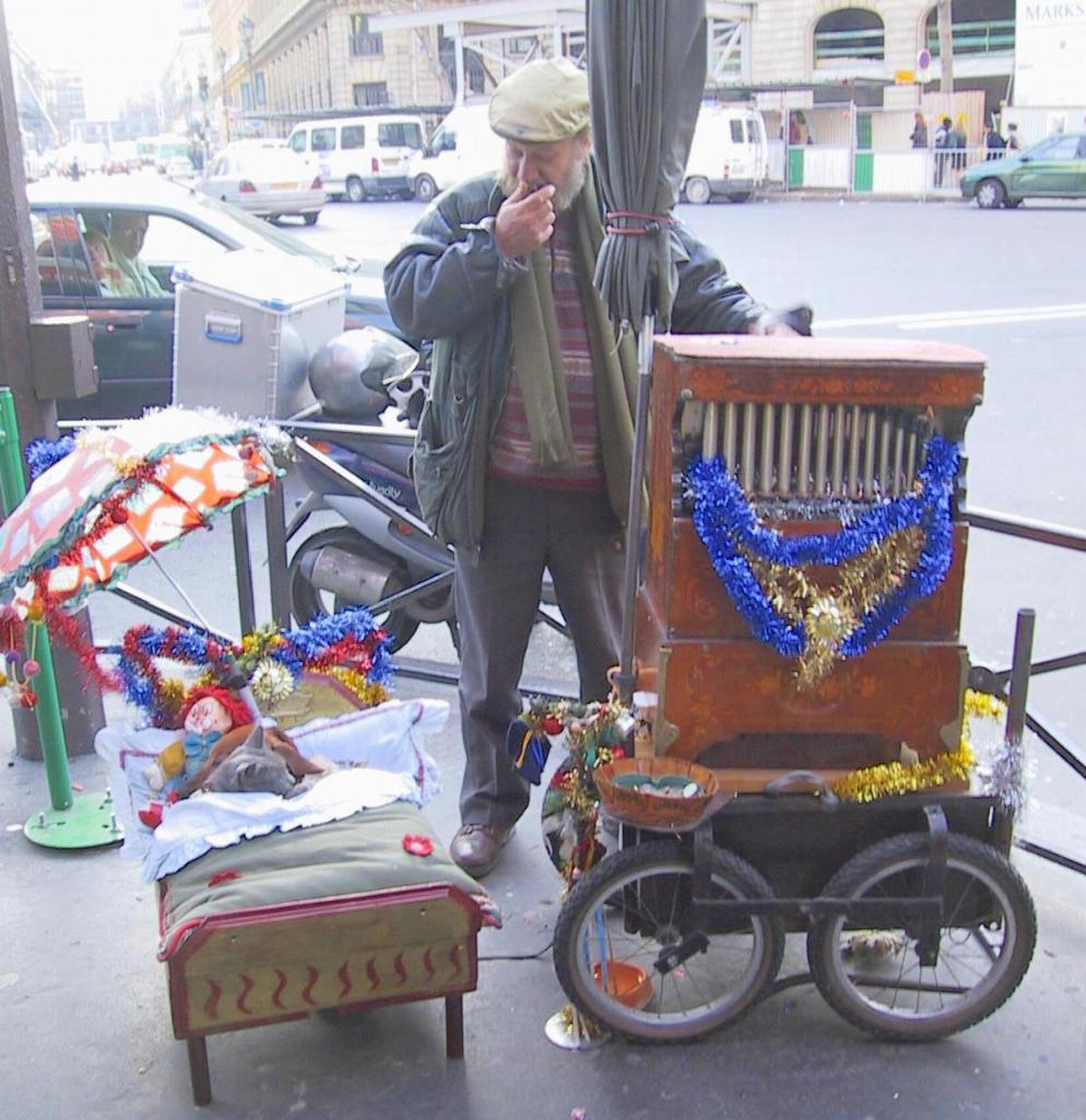 200112 - Paris Christmas-137 Hausmann