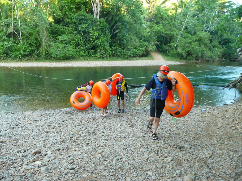 346 - Cave Tubing